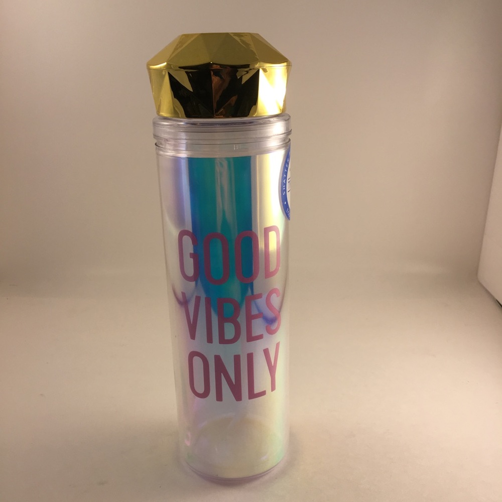 "Good Vibes Only" water bottle. Hydrate in style